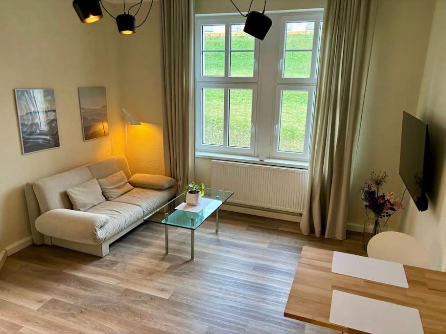Gemuetliches Refugium Am Bahnhof - Perfekt Zum Erkunden Der Saechsischen Schweiz Apartment เซบนิทซ์ ภายนอก รูปภาพ